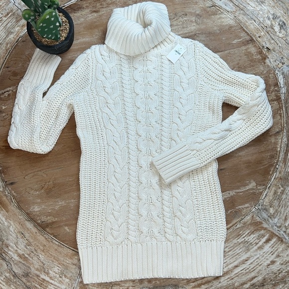 GAP Cream Fisherman Cable Knit Turtleneck Sweater, NWT, Size XS - Picture 1 of 9